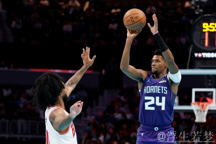 公牛惊险战胜黄蜂 止住连败颓势