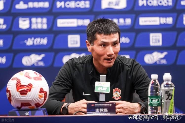 中超争议球员复出转型教练,外界质疑声四起 中超争议球员复出转型教练,外界质疑声四起